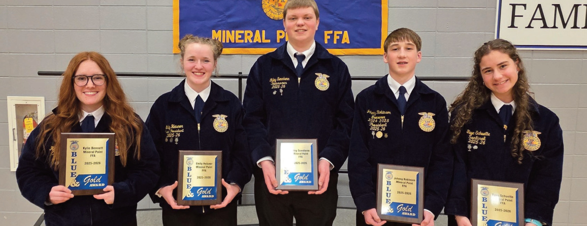 The Star Blue and Gold Award for an outstanding third-year high school member went to Kylie Bennett, Emily Heisner, Riley Sennhenn, Johnny Robinson, and Faye Schuette.