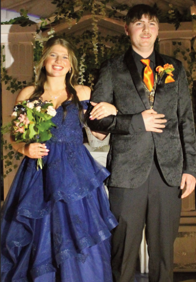 Aida Tuttle and Zander Simenson