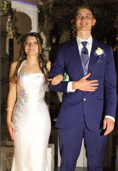 Annison Goninen and Jaxon Wedig