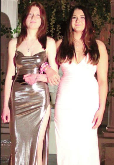Evelyn Backes and Issie Thompson